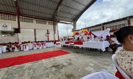 Sesion solemne e conmemoración por los 61 años de la institución.